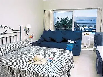 Helios Beach מלון
